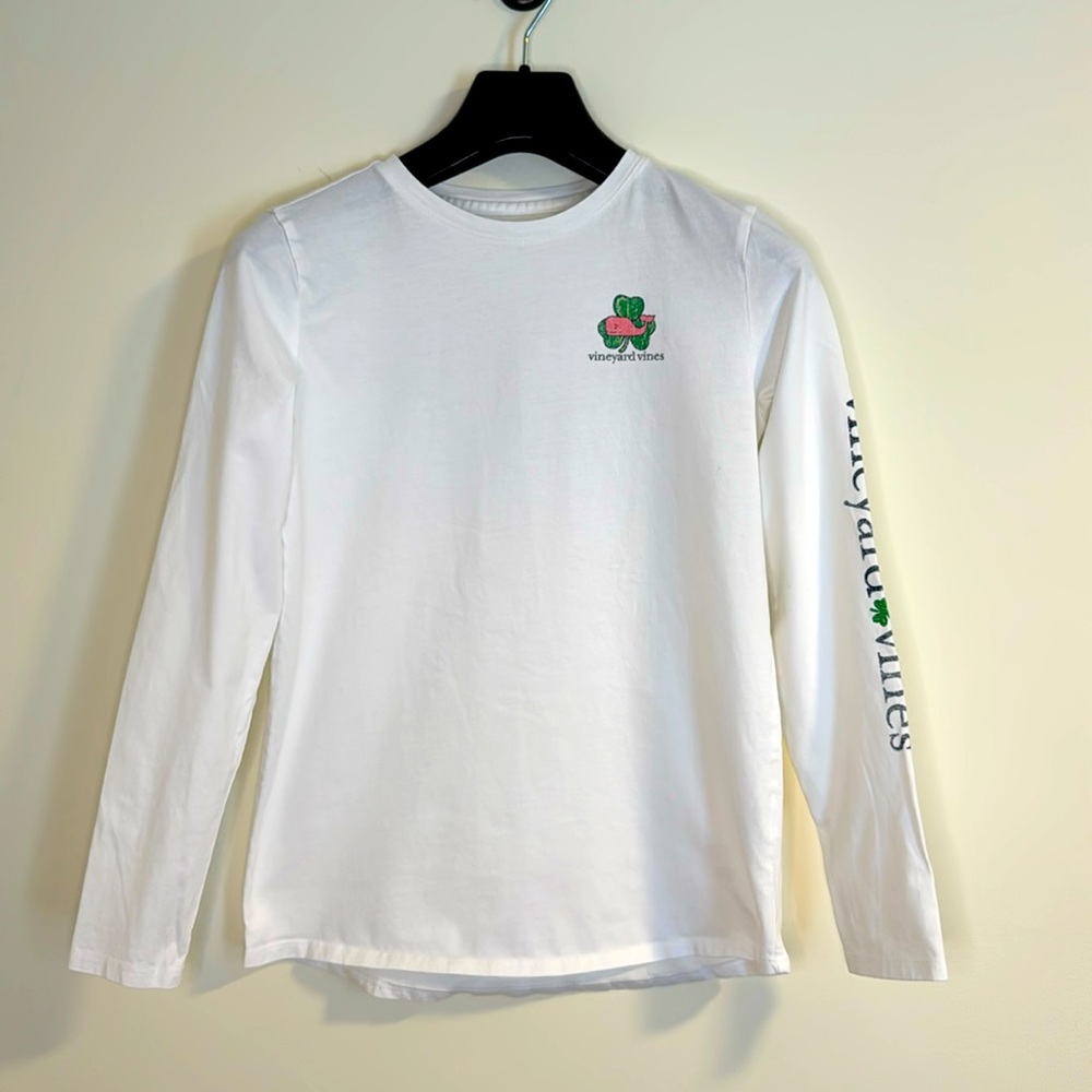 Vineyard Vines L/S shamrock t-shirt